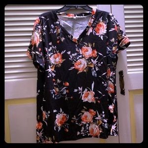 Floral tshirt